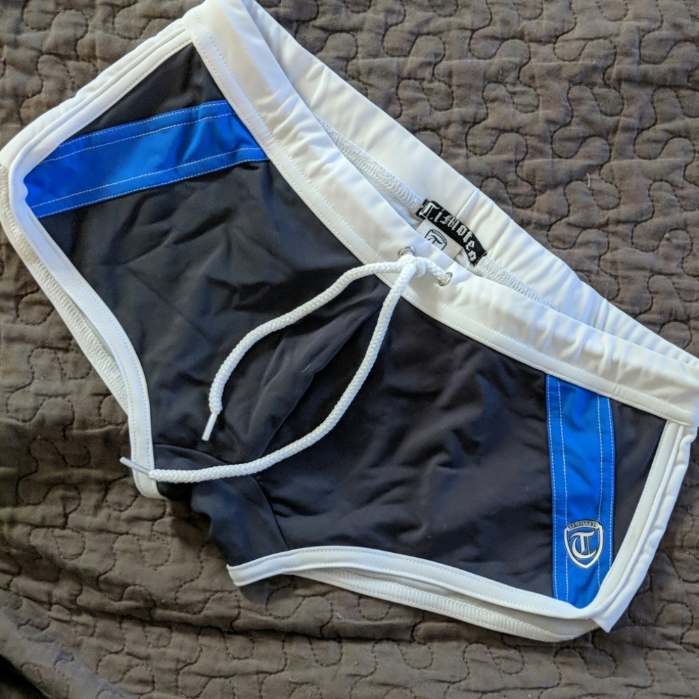 Timoteo Squarecut Swimsuit